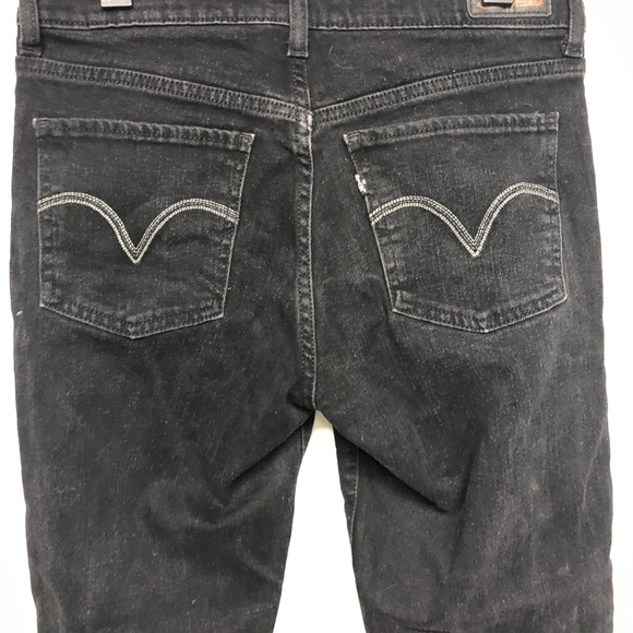 Levi’s Vintage Mid-Rise Straight Leg Dark Wash - Picture 4 of 6